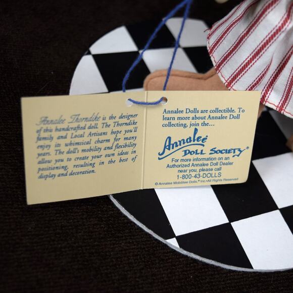 Annalee Mobilitee 9" Doll Vintage 1998 Gingerbreadman Red Striped Apron Chef Hat - Picture 9 of 10